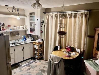 Charming coastal cottage in the heart of Spruce Head Village - photo 8