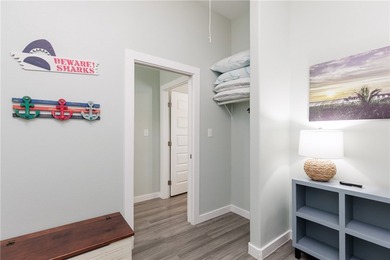 Gorgeous, well appointed townhome on the entrance to Access Road - photo 20