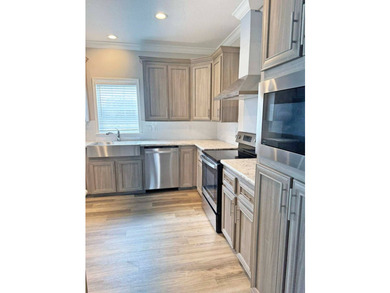 2 Bedrooms | 2 Baths | 1,294 sq ft | + Den Spring Savings! Below - photo 10