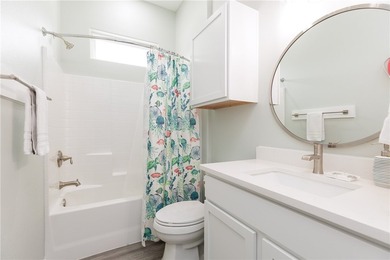 Gorgeous, well appointed townhome on the entrance to Access Road - photo 22
