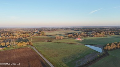 Gorgeous 4.29-Acre WATERFRONT Homesite in SandHill Farms! Lot 4 - photo 2