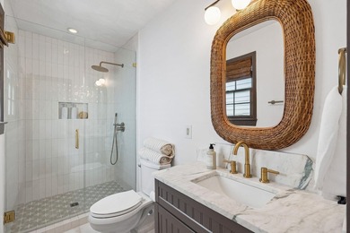 Perfectly positioned in the heart of downtown Charleston, 80 - photo 27