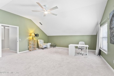 Welcome home to this beautifully maintained 5-bedroom - photo 33