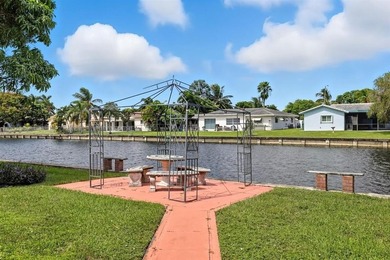 LOCATION, LOCATION Enjoy serene waterfront living with amazing - photo 36