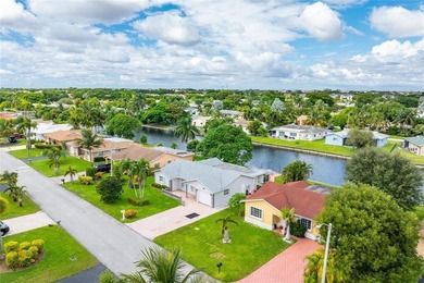 LOCATION, LOCATION Enjoy serene waterfront living with amazing - photo 38