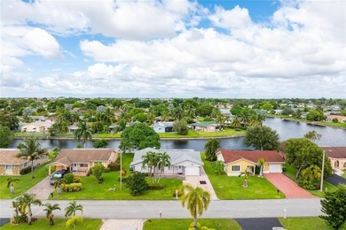 LOCATION, LOCATION Enjoy serene waterfront living with amazing - photo 39