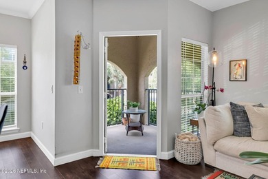 NOT your average condo! This rare 3/2 END UNIT in the Reserve at - photo 10
