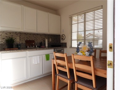 Move-in ready single-story home near Flamingo & Fort Apache with