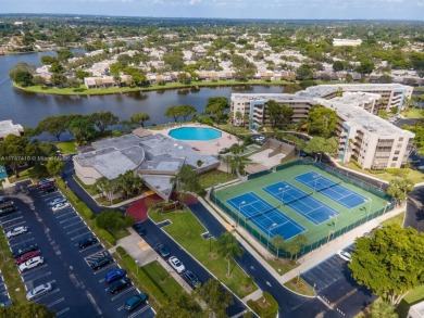 Lake Condo For Sale in Pembroke Pines, Florida