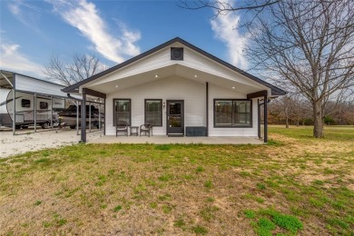 Lake Texoma Home Sale Pending in Sadler Texas