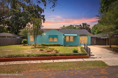 Charming and well-maintained, this 2-bedroom, 2-bath home in - photo 1