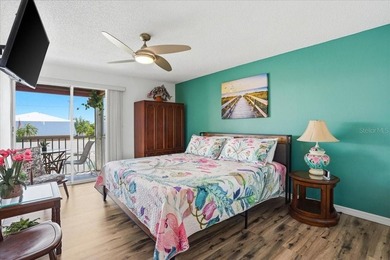 Welcome to this beautifully maintained second-floor condominium - photo 13