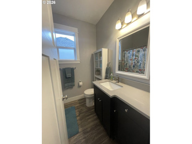 1 level close to Lincoln Beaches in the Bayview Resort, a - photo 19