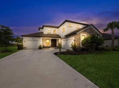 Welcome to luxury living in one of Tradition's most sought-after - photo 1