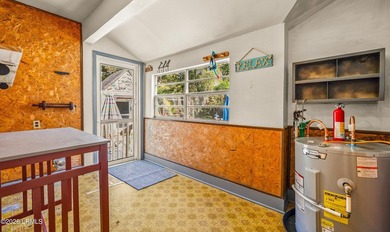 Pigeon Point cottage with a pool! This 1940's home has three - photo 22