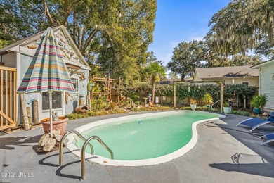 Pigeon Point cottage with a pool! This 1940's home has three - photo 24