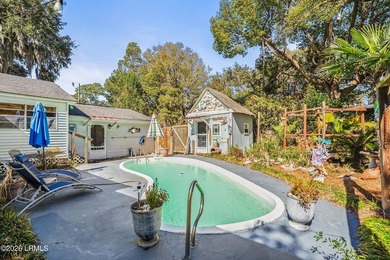 Pigeon Point cottage with a pool! This 1940's home has three - photo 25