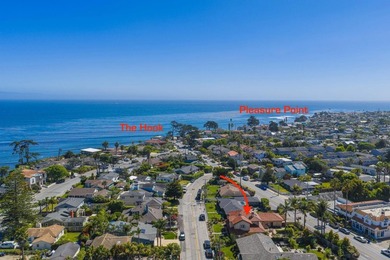 Modern Mediterranean Masterpiece: centrally located where - photo 4