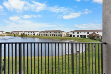 This charming 3 bedroom, 2 1/2 bathroom residence offers high - photo 4