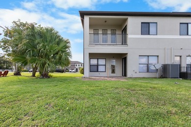 This charming 3 bedroom, 2 1/2 bathroom residence offers high - photo 6