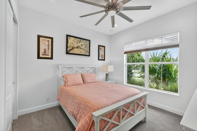 This beautifully appointed 3-bedroom plus office, 3-bath home - photo 35
