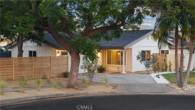 Fully Remodeled Santa Ana Retreat! Welcome to this beautifully - photo 3