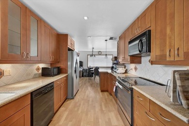 Located in Salinas, this 3-bedroom, 2-bathroom home offers 1,570 - photo 6