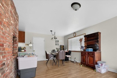 Located in Salinas, this 3-bedroom, 2-bathroom home offers 1,570 - photo 10