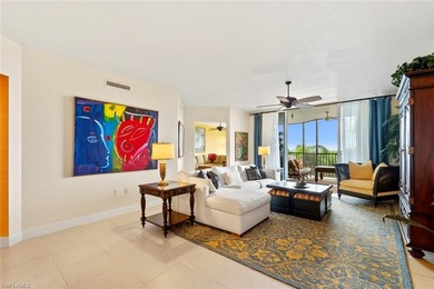 Beautifully appointed 3 bedroom, 3.5 bath luxury residence in - photo 11