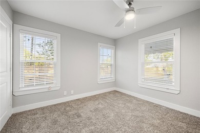 Over 2400 Sqare feet!!! Pictures do no justice to this home - photo 13