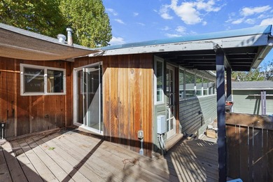 Welcome to this 3-bedroom home offering 1,386 sq ft of character - photo 23