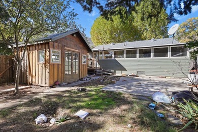 Welcome to this 3-bedroom home offering 1,386 sq ft of character - photo 25