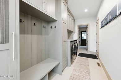 This brand new constructed home in Thaynes Canyon offers the - photo 42