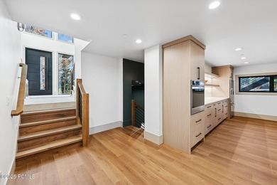 This brand new constructed home in Thaynes Canyon offers the - photo 49
