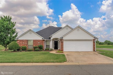 Lake Home For Sale in Bossier City, Louisiana