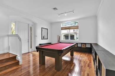Sought-after corner/end-unit townhome with an enviable location - photo 5