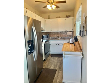 PRICE REDUCED! 734sq king size unit! Best value unit in Murry - photo 9