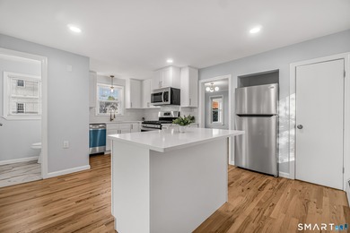 Lake Whitney Home For Sale in Hamden Connecticut