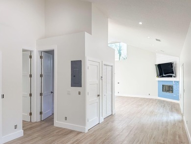 Private 5.67-acre CBS home built in 2000, surrounded by - photo 9