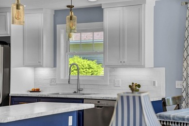 Beautiful, Recently Built 3 Bedroom, 2.5 Bath Home in Prime - photo 16