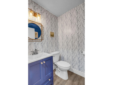 Beautiful, Recently Built 3 Bedroom, 2.5 Bath Home in Prime - photo 18