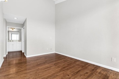Views, views, views of the San Francisco Bay! Updated 2-bedroom - photo 19