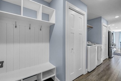 Beautiful, Recently Built 3 Bedroom, 2.5 Bath Home in Prime - photo 19