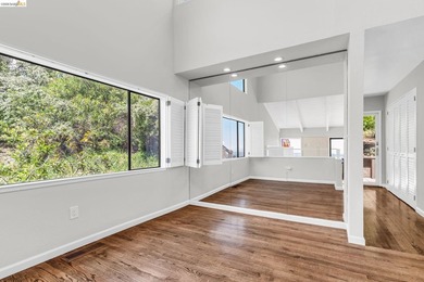 Views, views, views of the San Francisco Bay! Updated 2-bedroom - photo 23