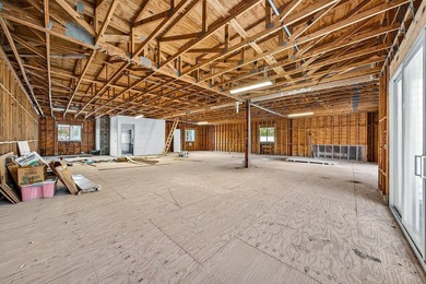 124 NE 5th Ave offers a rare opportunity to acquire a - photo 23