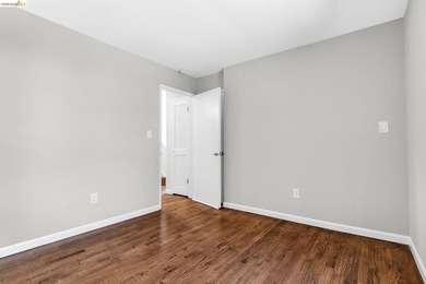 Views, views, views of the San Francisco Bay! Updated 2-bedroom - photo 26