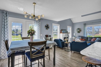 Beautiful, Recently Built 3 Bedroom, 2.5 Bath Home in Prime - photo 26