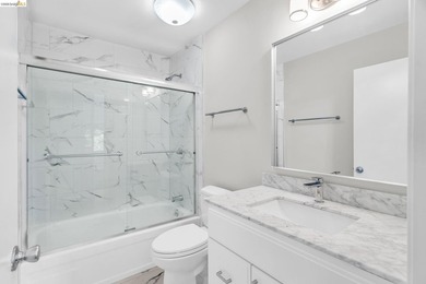 Views, views, views of the San Francisco Bay! Updated 2-bedroom - photo 27