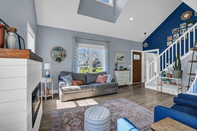 Beautiful, Recently Built 3 Bedroom, 2.5 Bath Home in Prime - photo 27