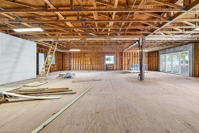 124 NE 5th Ave offers a rare opportunity to acquire a - photo 28
